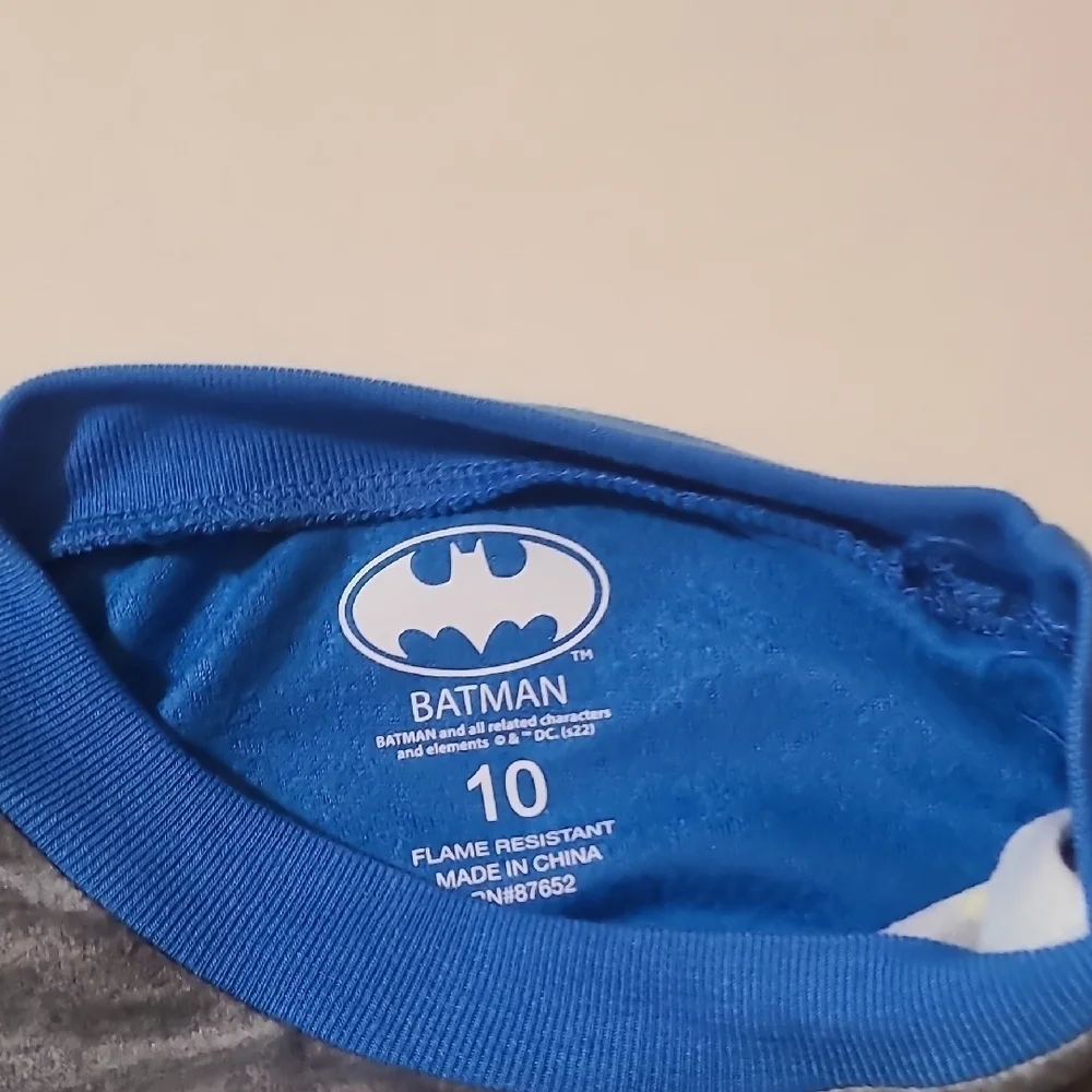 Batman Boys Pajama Set - Blue and Black NWT RV $46 Size 10